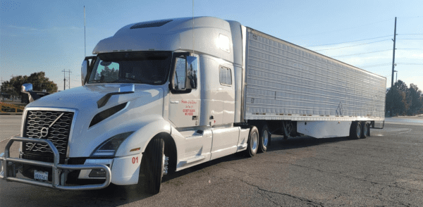 2019 Volvo VNL64T860 - Image 2