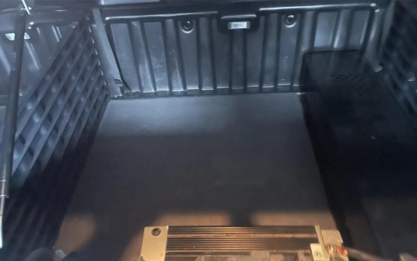 2017 Freightliner Cascadia 125 - Image 10