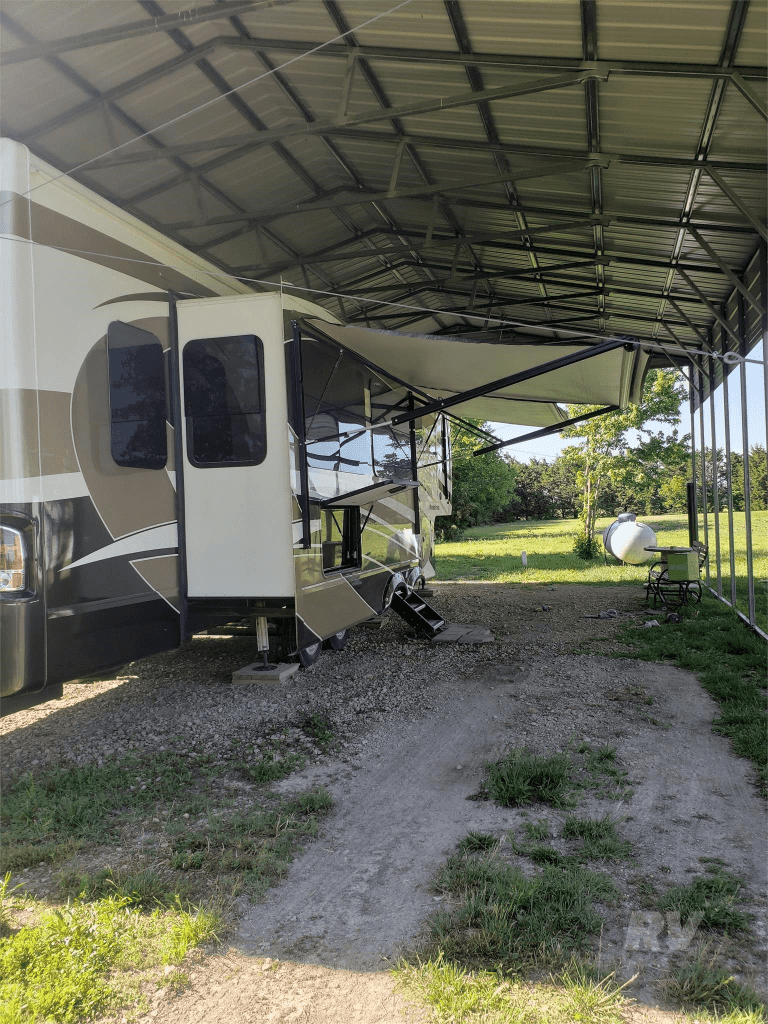 2019 Forest River Riverstone 39RKFB - Image 2