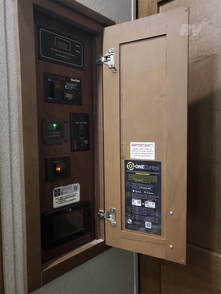 2019 Forest River Riverstone 39RKFB - Image 24