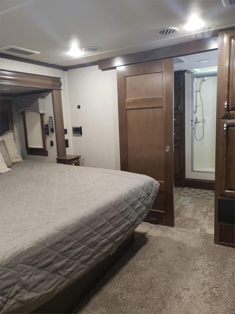 2019 Forest River Riverstone 39RKFB - Image 34