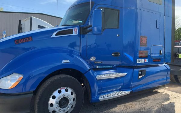 2016 Kenworth T680 - Image 4