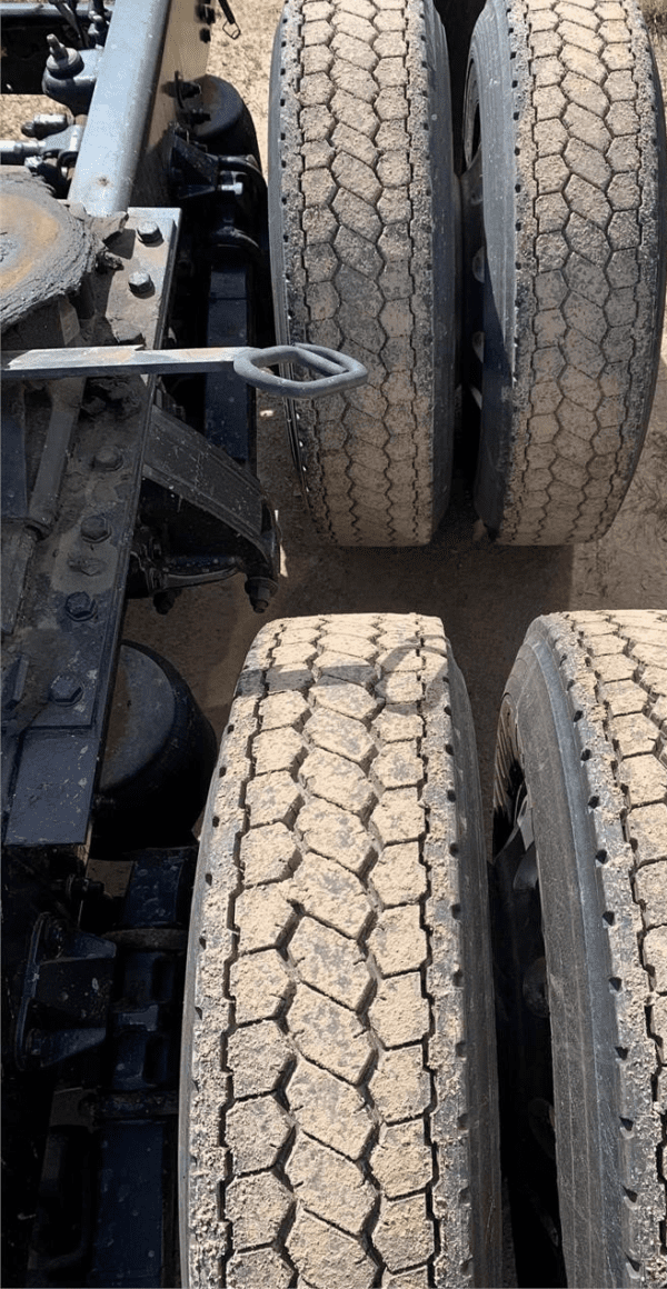 2016 Kenworth T680 - Image 5