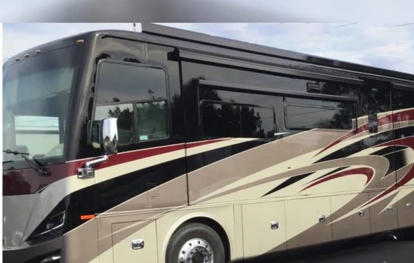 2021 Tiffin Phaeton 40IH - Image 6
