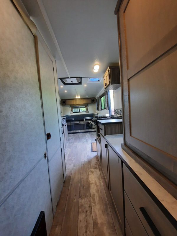 2021 Trailmanor 3124KS - Image 9