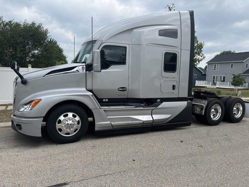 2023 Kenworth T680 Nationwide Auctions