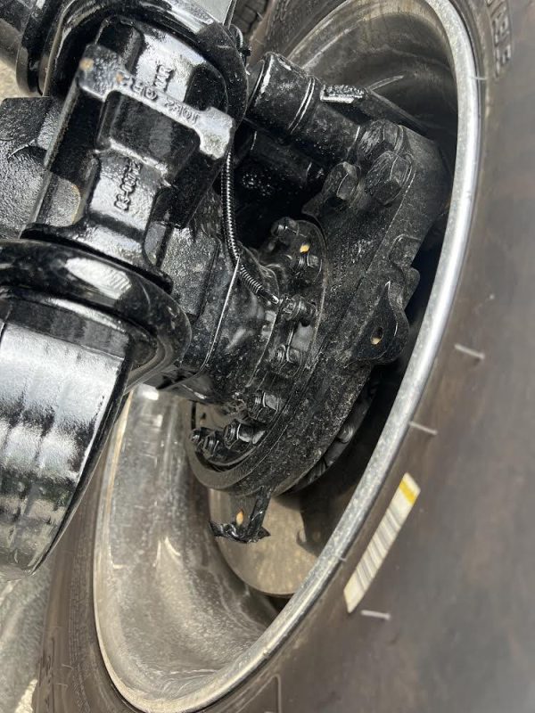 2023 Kenworth T680 - Image 11