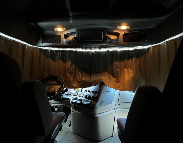 2017 Freightliner Cascadia 125 - Image 8