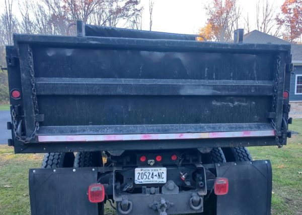 2000 GMC Topkick C7500 Dump Truck - Image 3