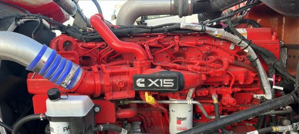 2022 Peterbilt 389 - Image 8