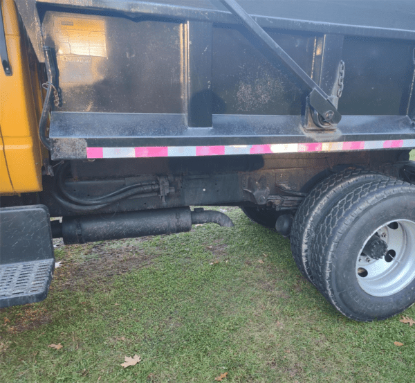 2000 GMC Topkick C7500 Dump Truck - Image 8