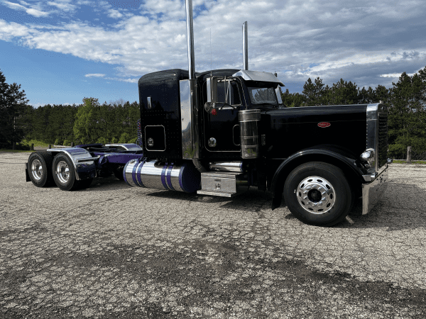 1999 Peterbilt 379 EXHD