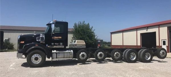 2017 Freightliner 122SD