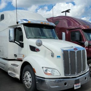 2020 Peterbilt 579
