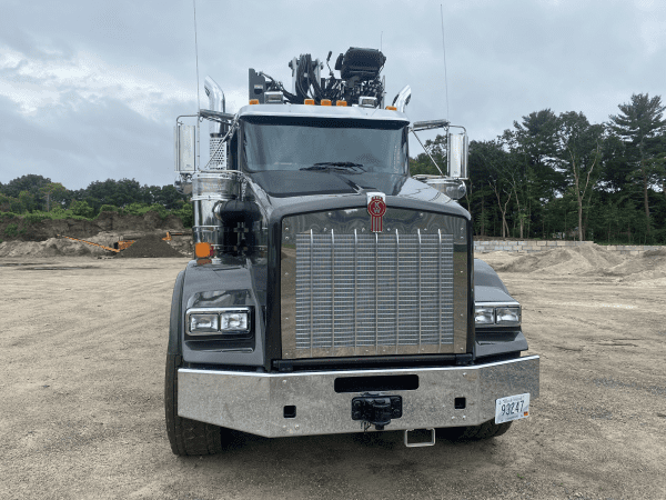 2022 Kenworth T800 Log Truck - Image 2