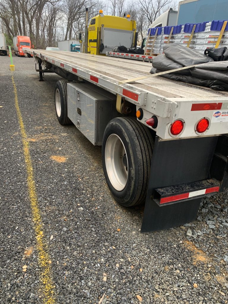 2013 UTILITY Flat Bed Trailer - Image 7