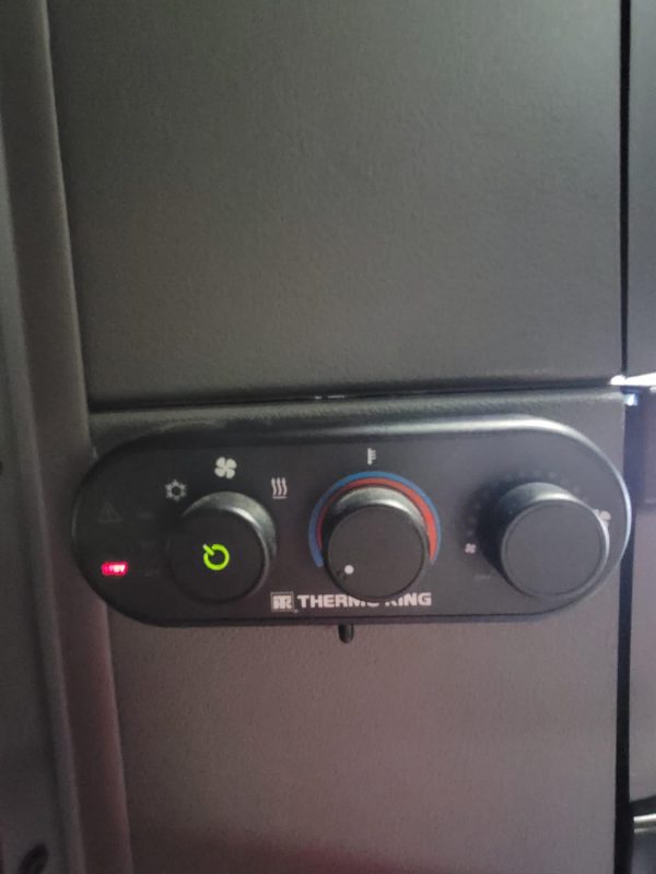 2019 Volvo VNL860 - Image 23