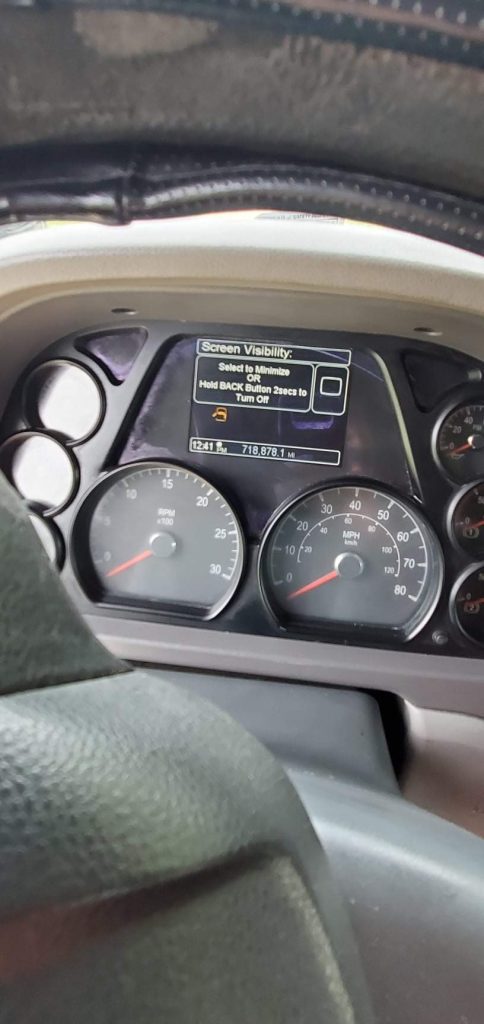 2014 Peterbilt 579 - Image 6