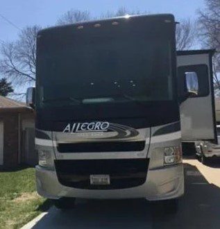 2016 Tiffin Allegra open Road 34 PA - Image 2