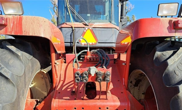 2005 Versatile 2375 - Image 6
