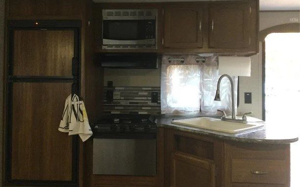 2016 KEYSTONE RV CO SPRINGDALE SUMMERLAND SERIES 2660RL - Image 7