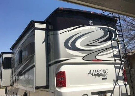 2016 Tiffin Allegra open Road 34 PA - Image 9