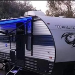 2021 FOREST RIVER CHEROKEE WOLF PUP 16PF