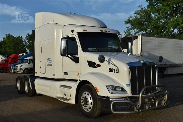 2014 PETERBILT 579