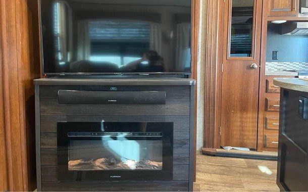 2018 JAYCO EAGLE 347BHOK - Image 10