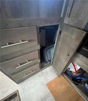 2021 FOREST RIVER AURORA 34BHTS - Image 15