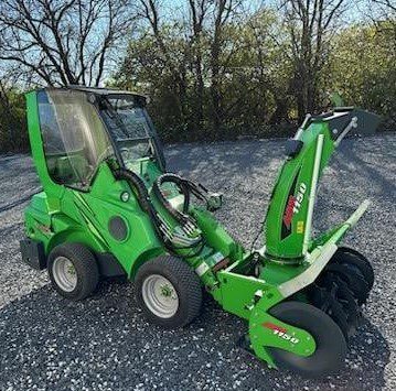 2021 AVANT 420 - Image 2