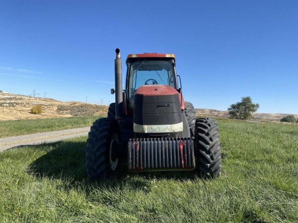 2008 Case IH Magnum 305 Tractor - Image 2