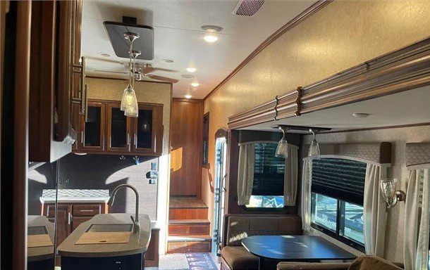 2018 JAYCO EAGLE 347BHOK - Image 4