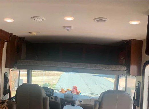 2019 FOREST RIVER FR3 32DS - Image 6