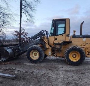 Komatsu WA180 Wheel-loader