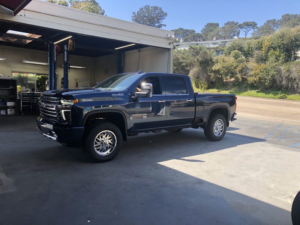 2020 Chevrolet 2500HD High Country Duramax Diesel - Image 3