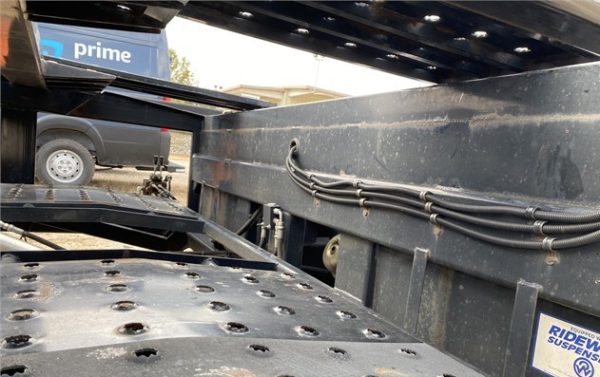 2020 PETERBILT 337 & 2019 Sun Country 5 Car - Image 28