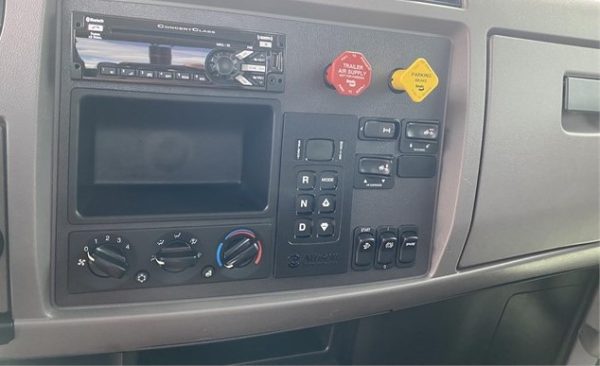 2020 PETERBILT 337 & 2019 Sun Country 5 Car - Image 37