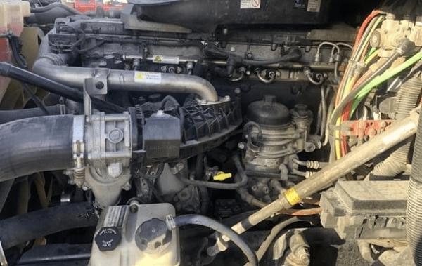 2015 FREIGHTLINER CASCADIA 125 EVOLUTION - Image 10