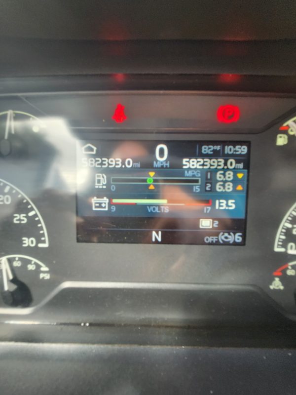 2019 Volvo VNL64T760 - Image 7