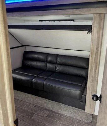 2021 FOREST RIVER CHEROKEE ALPHA WOLF 33BH-L - Image 7