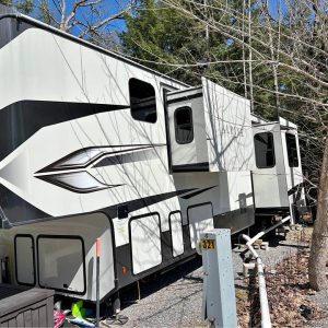 2022 Keystone Alpine
