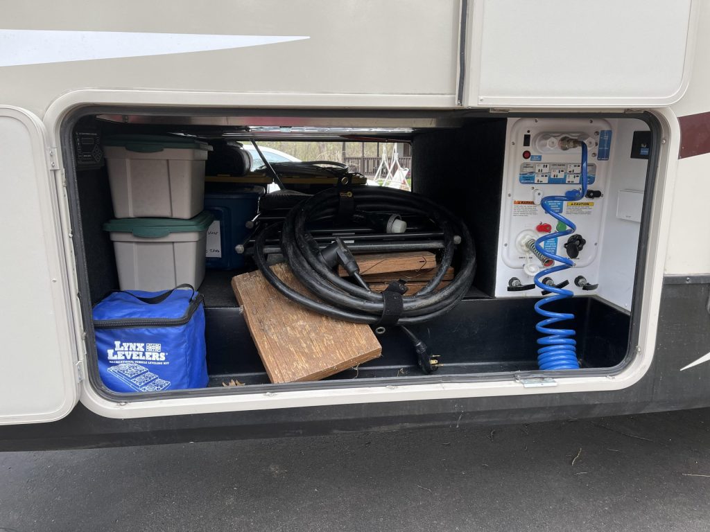 2017 GRAND DESIGN REFLECTION 303RLS - Image 18