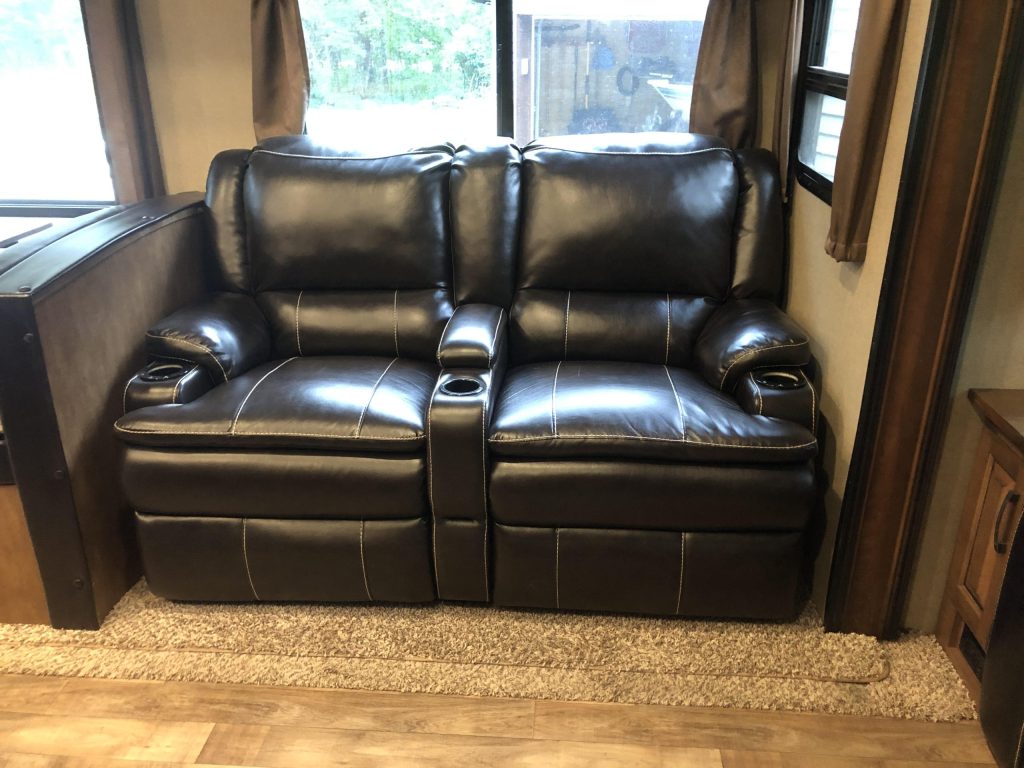 2017 GRAND DESIGN REFLECTION 303RLS - Image 8