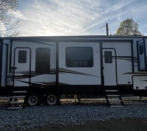 2021 HEARTLAND BIGHORN TRAVELER 38FL