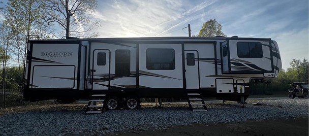 2021 HEARTLAND BIGHORN TRAVELER 38FL