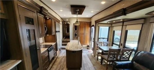 2018 PRIME TIME SANIBEL 3650 - Image 18