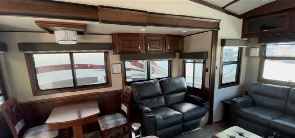 2019 JAYCO PINNACLE 36SSWS - Image 19