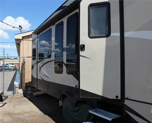 2018 PRIME TIME SANIBEL 3650 - Image 4