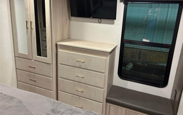 2021 ALLIANCE RV PARADIGM 385FL - Image 7